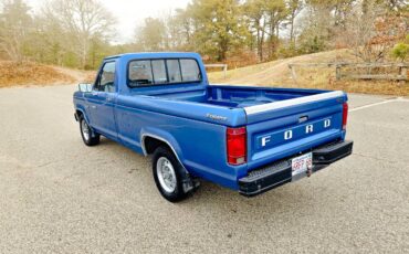 Ford-ranger-1985-8