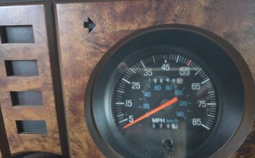 Ford-ranger-1985-white