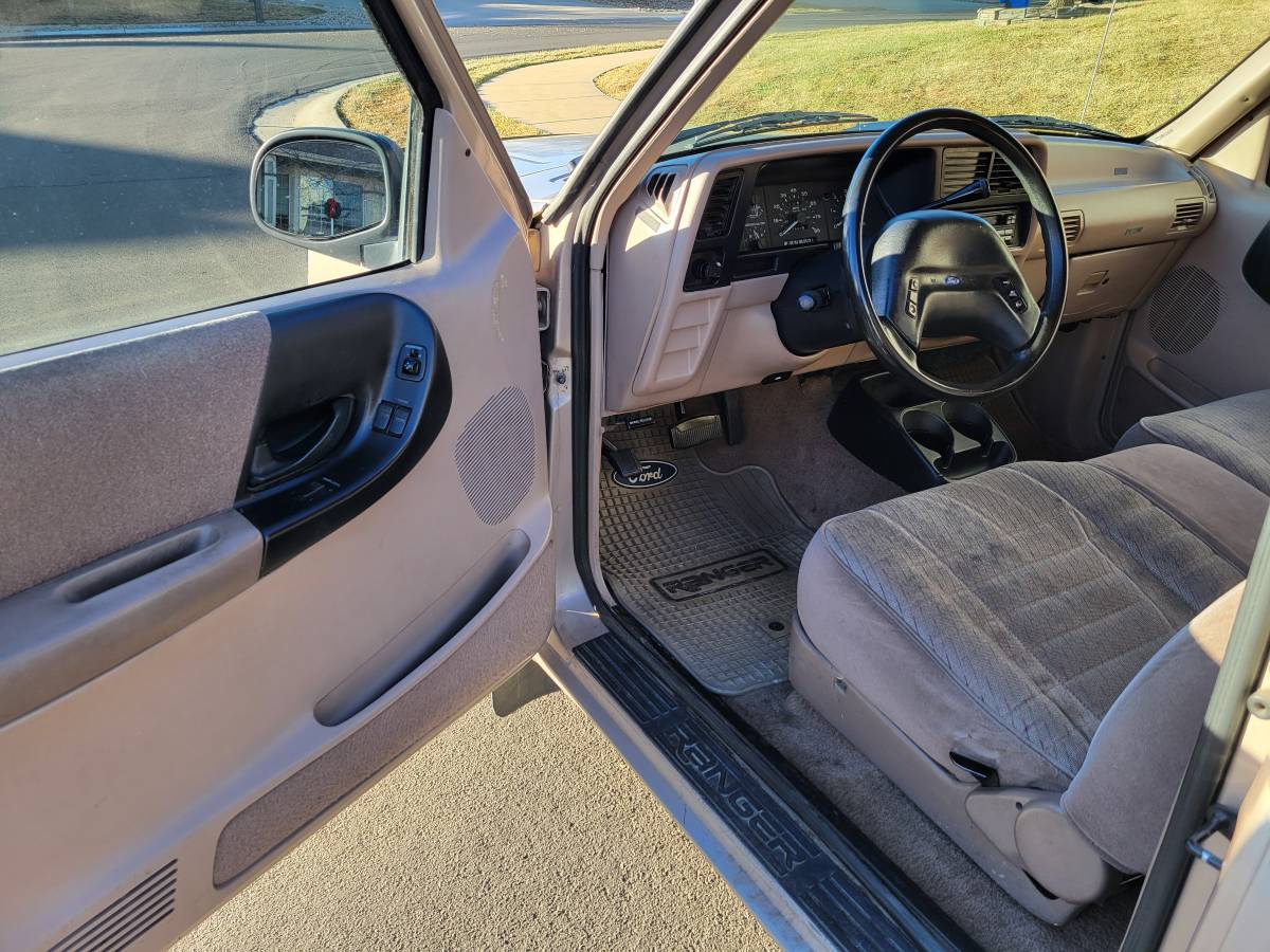 Ford-ranger-1994-custom-6