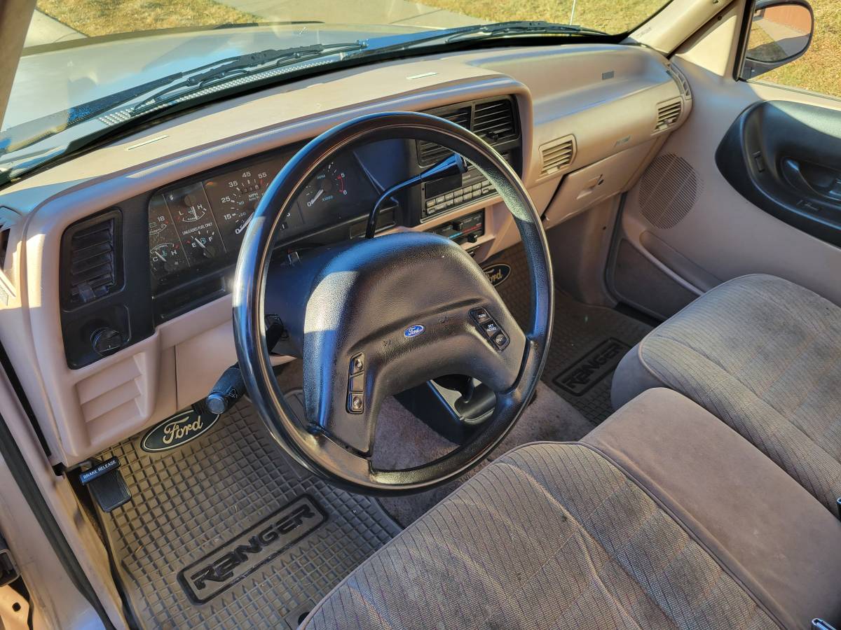 Ford-ranger-1994-custom-7