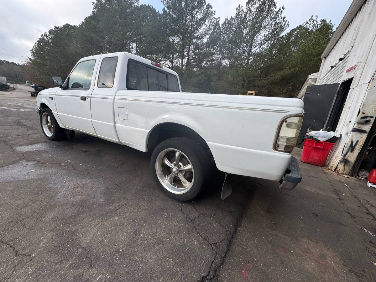 Ford-ranger-1994-white-2
