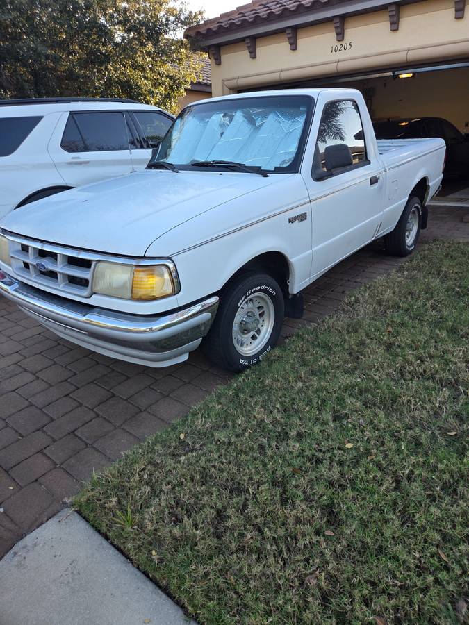 Ford-ranger-1994-white