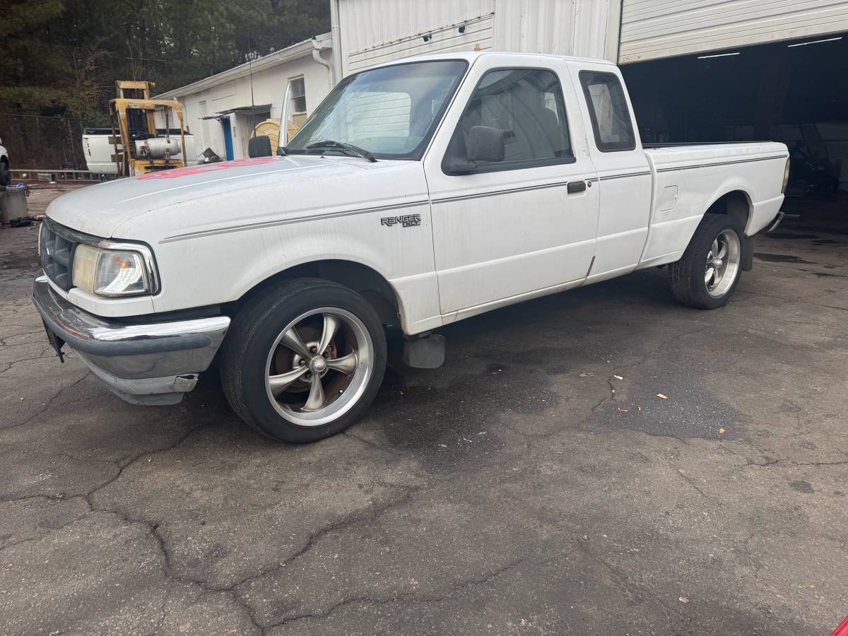 Ford-ranger-1994-white