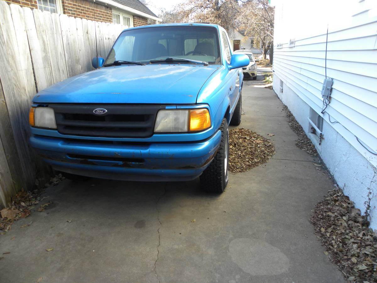 Ford-ranger-1995-blue