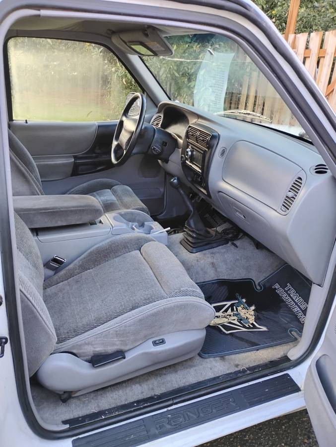 Ford-ranger-1995-white-2