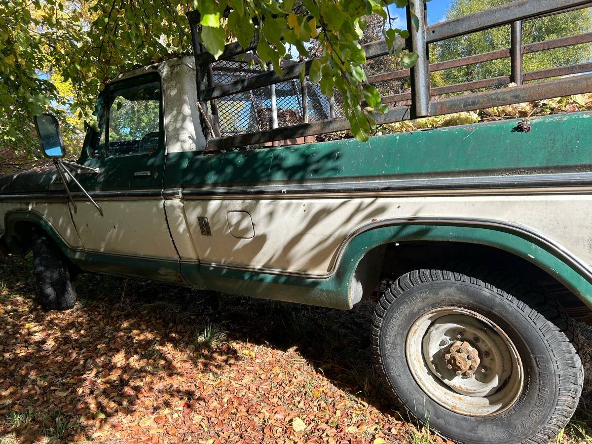 Ford-ranger-250-1978-green-4