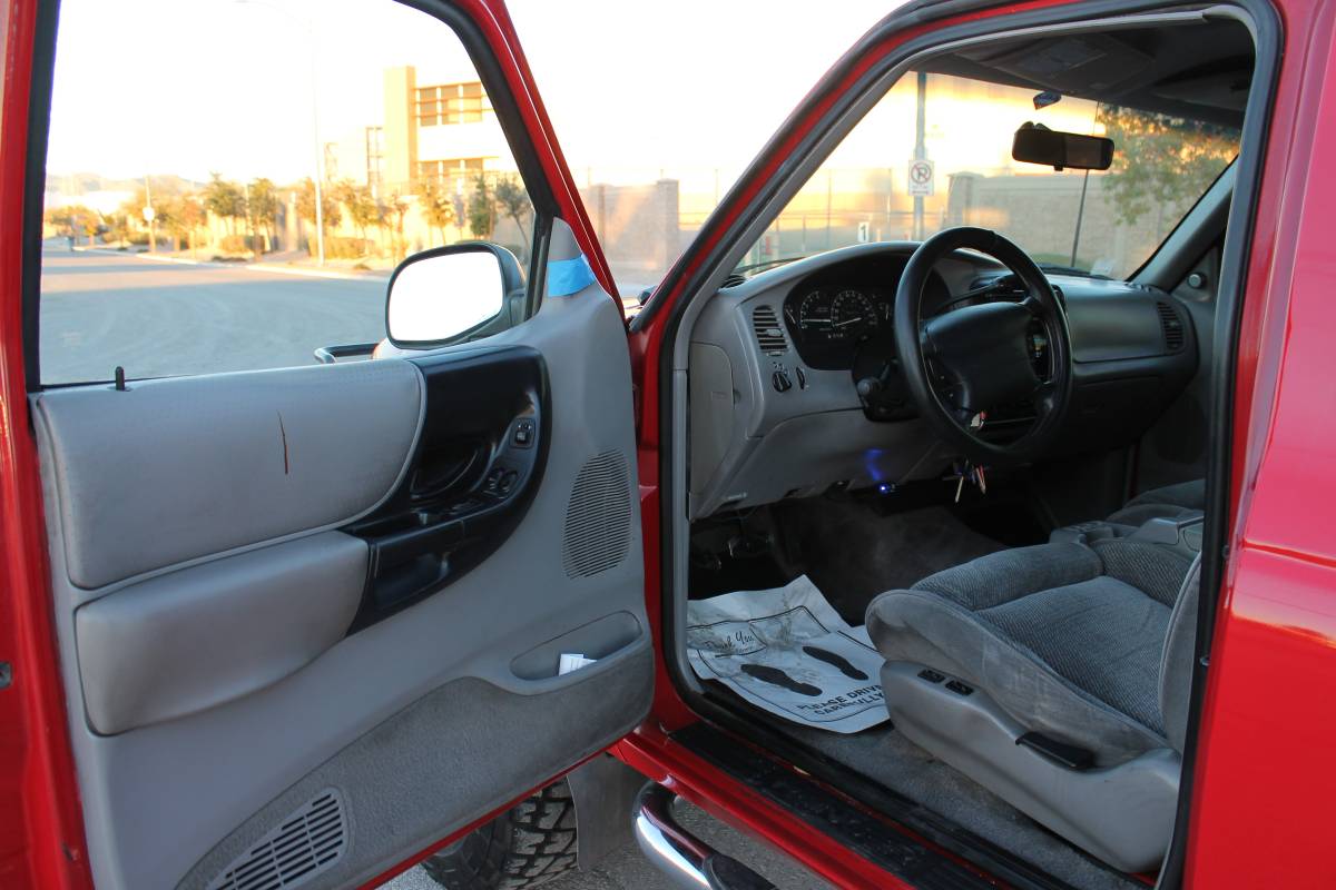Ford-ranger-splash-4x4-1995-red-10