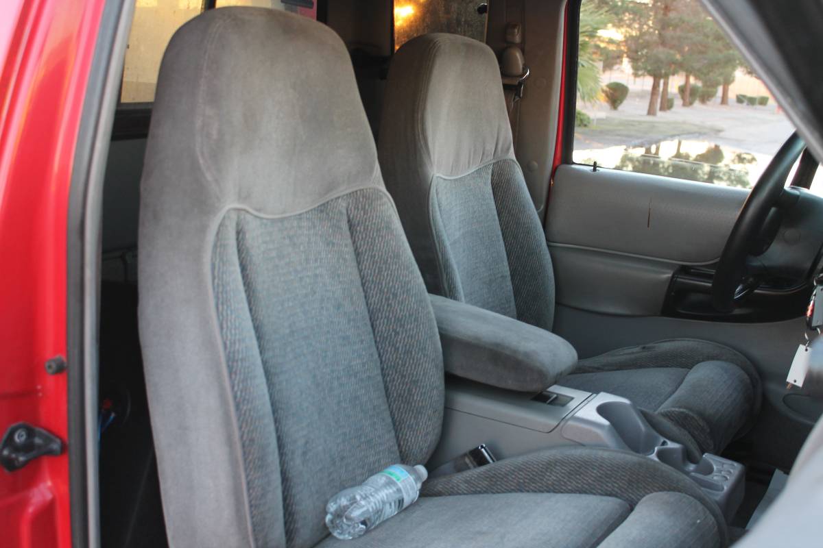 Ford-ranger-splash-4x4-1995-red-16