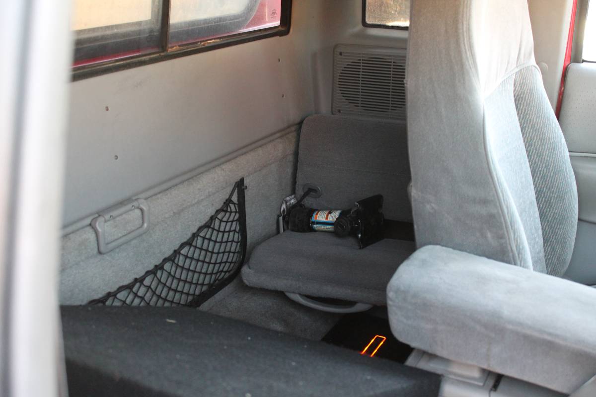 Ford-ranger-splash-4x4-1995-red-17