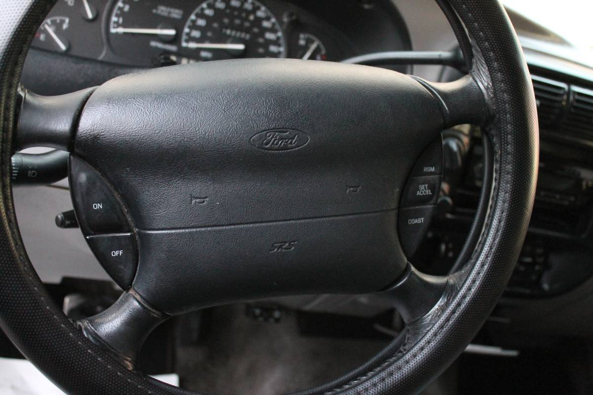 Ford-ranger-splash-4x4-1995-red-23