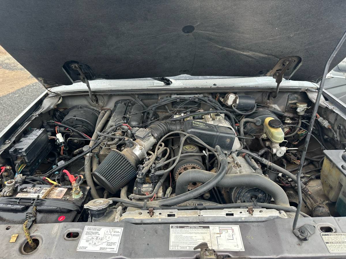 Ford-ranger-xlt-1992-grey-3