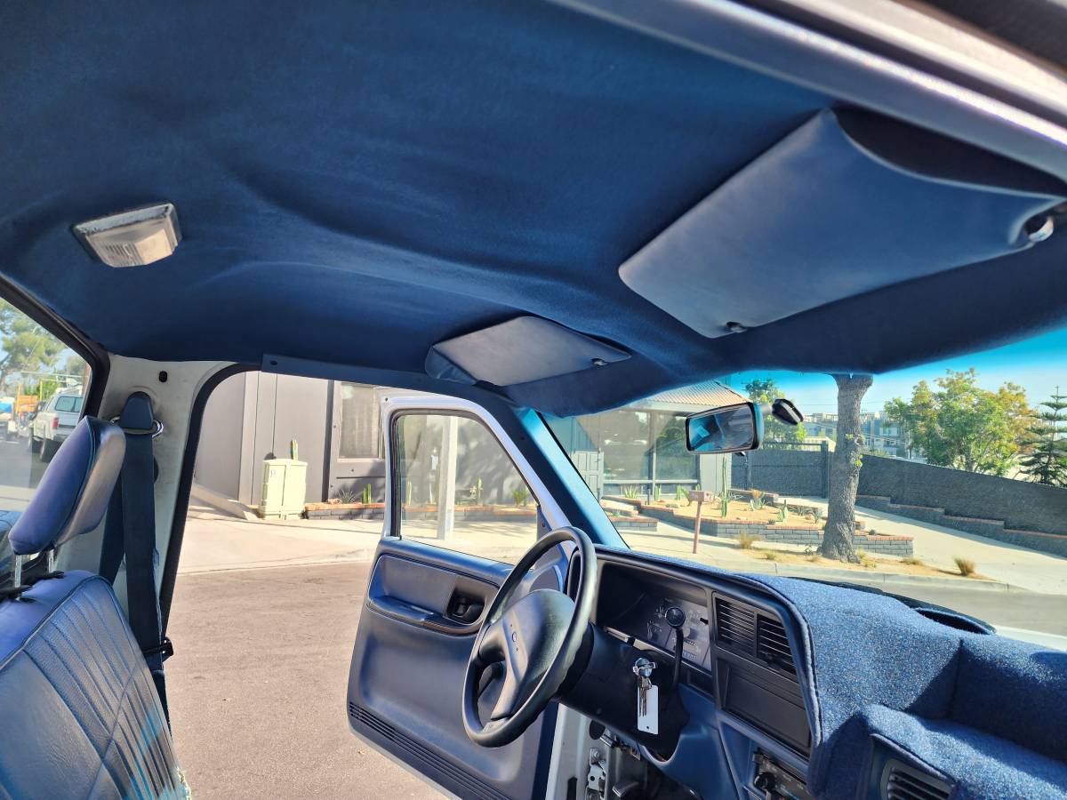 Ford-ranger-xlt-1993-white-13