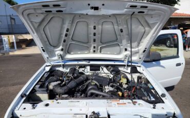 Ford-ranger-xlt-1993-white-16