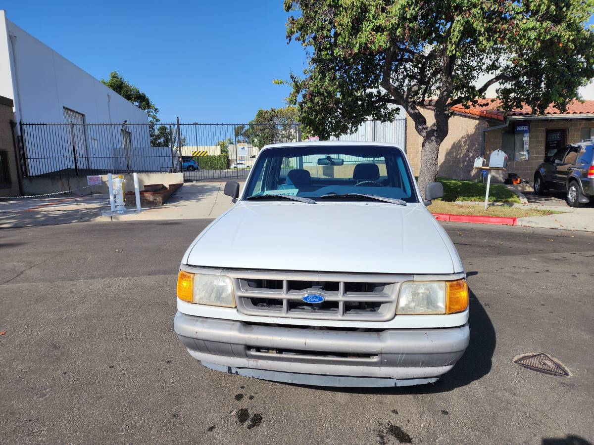 Ford-ranger-xlt-1993-white-9
