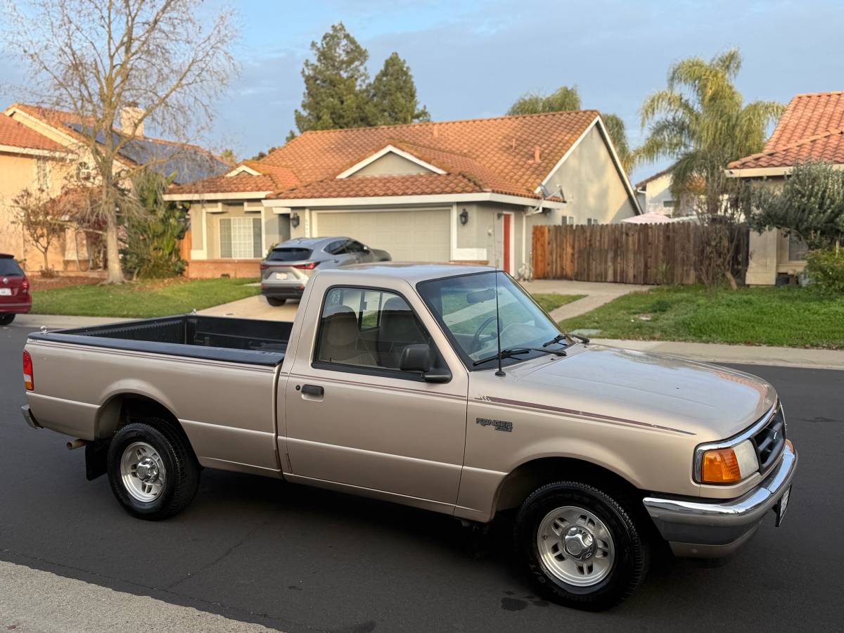 Ford-ranger-xlt-1996