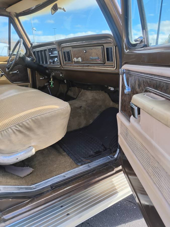 Ford-ranger-xlt-4x4-super-cab-1979-1