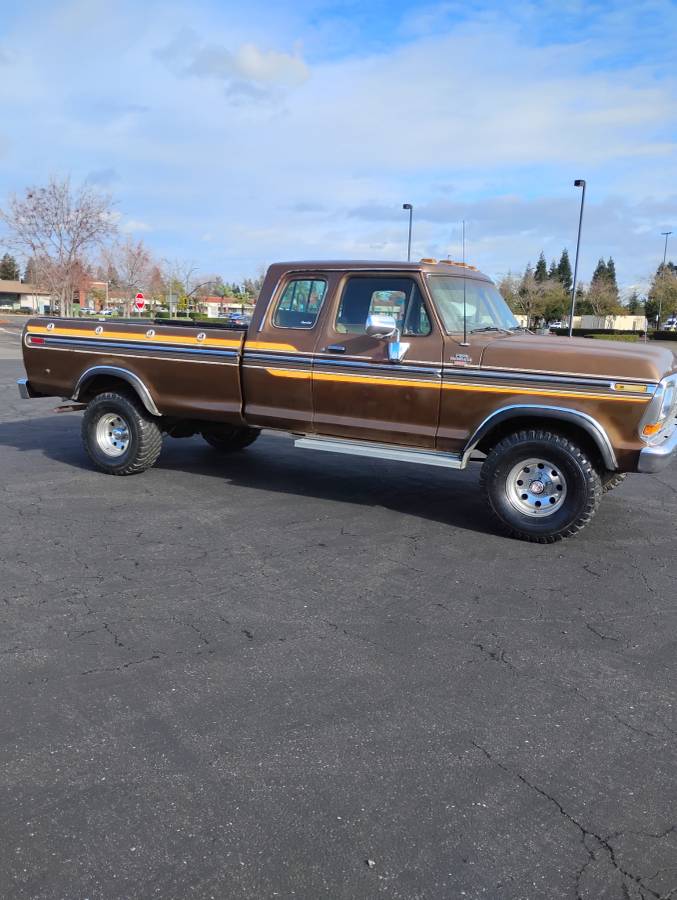Ford-ranger-xlt-4x4-super-cab-1979-6