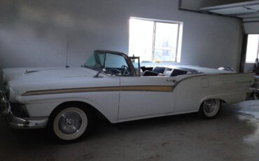 Ford-retractable-hardtop-1957-white-17