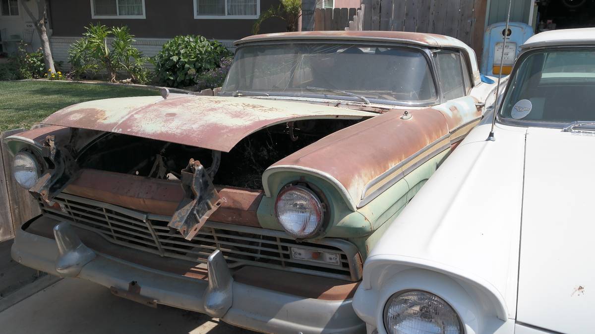 Ford-retractable-hardtop-1957-white-22