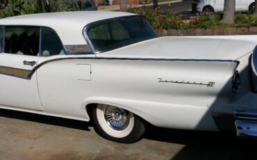 Ford-retractable-hardtop-1957-white-5