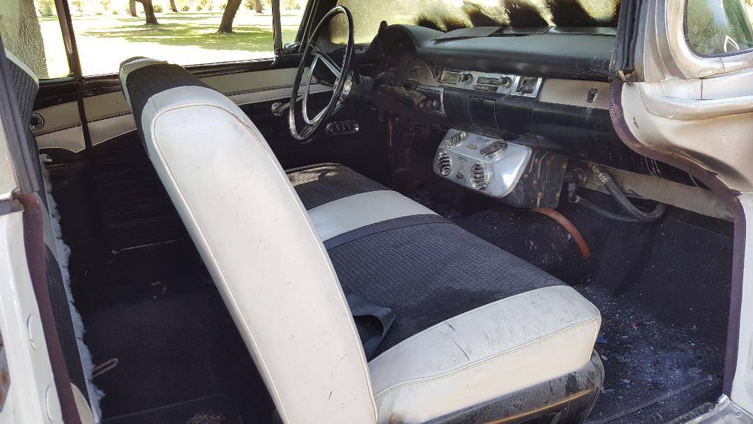 Ford-retractable-hardtop-1957-white-7