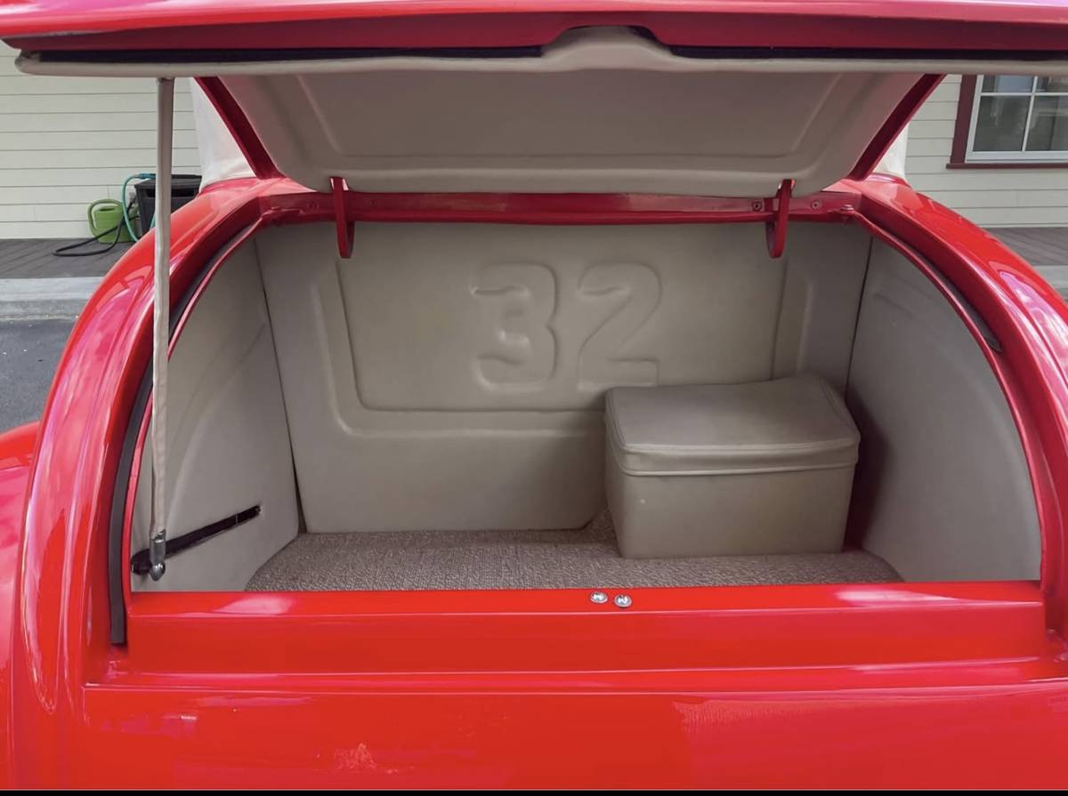 Ford-roadster-1932-red-2