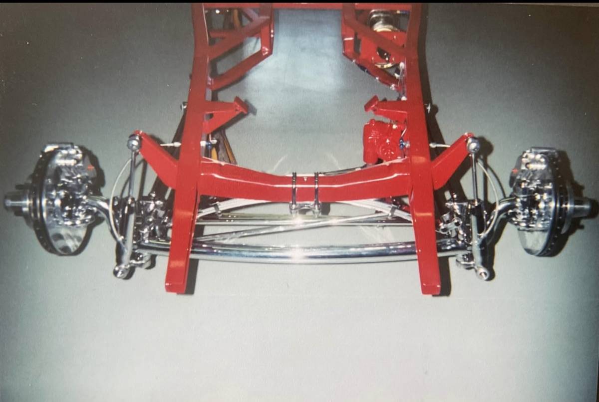 Ford-roadster-1932-red-4