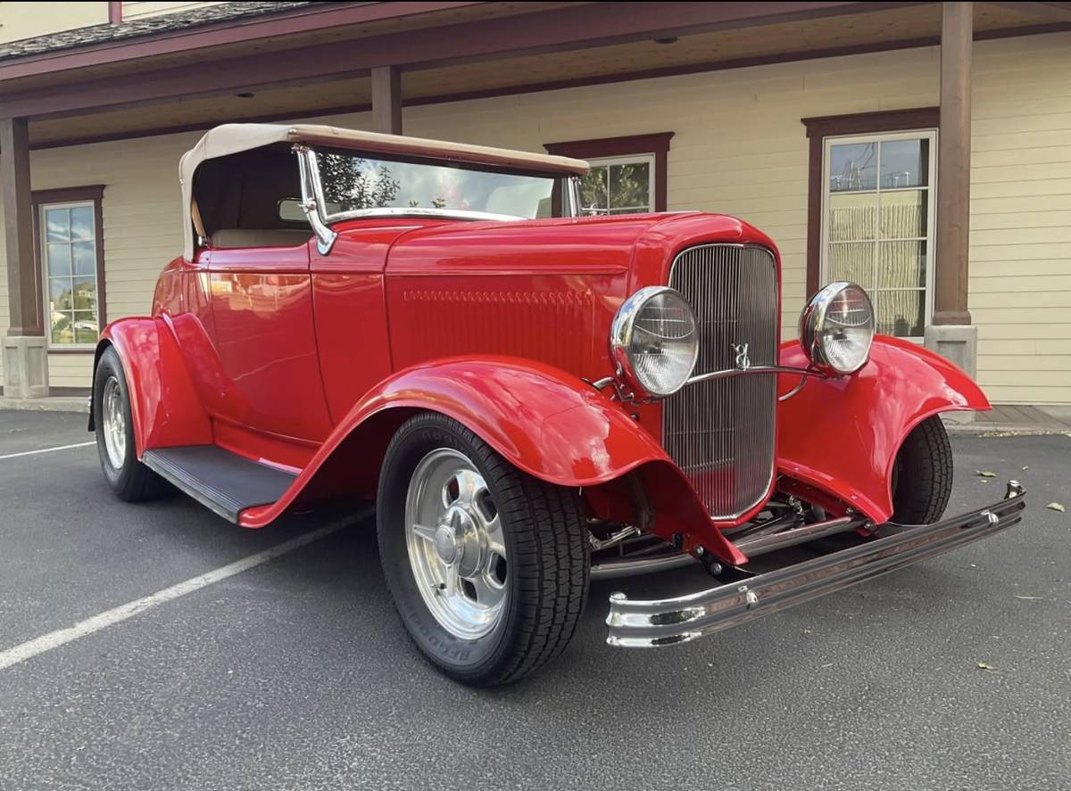 Ford-roadster-1932-red-6