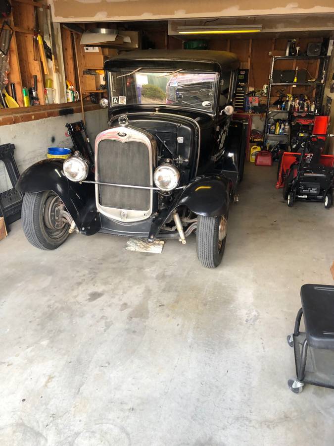 Ford-sedan-1930-black-12