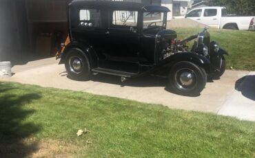 Ford-sedan-1930-black-6