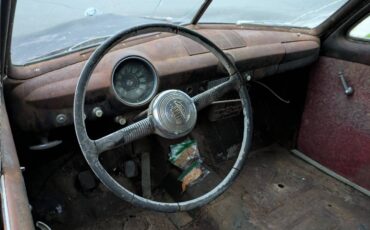 Ford-sedan-1950-black-3