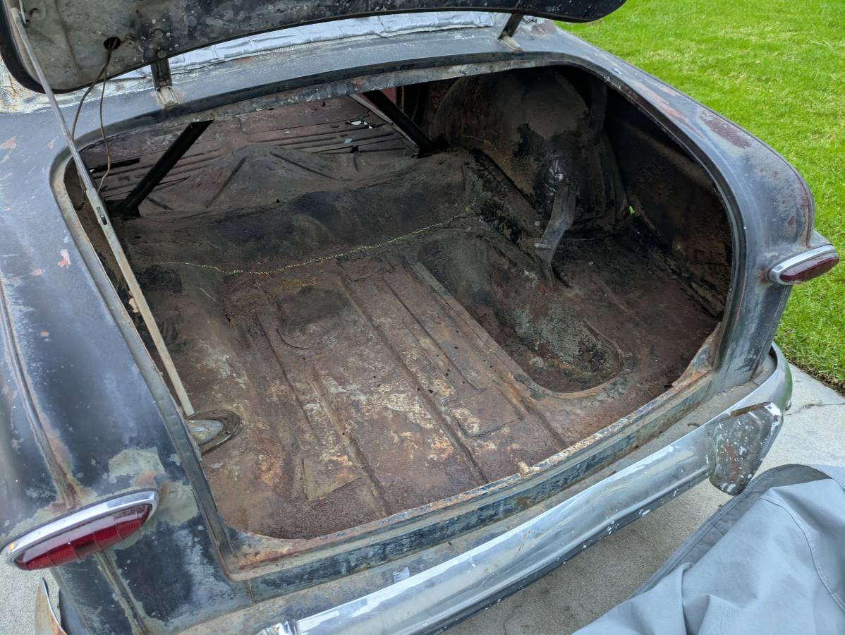 Ford-sedan-1950-black-5