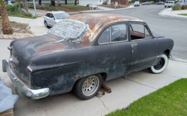 Ford-sedan-1950-black-6