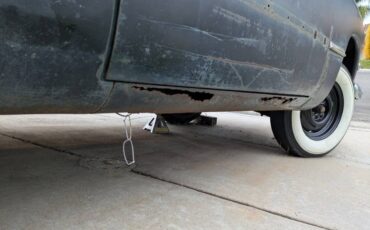 Ford-sedan-1950-black-8