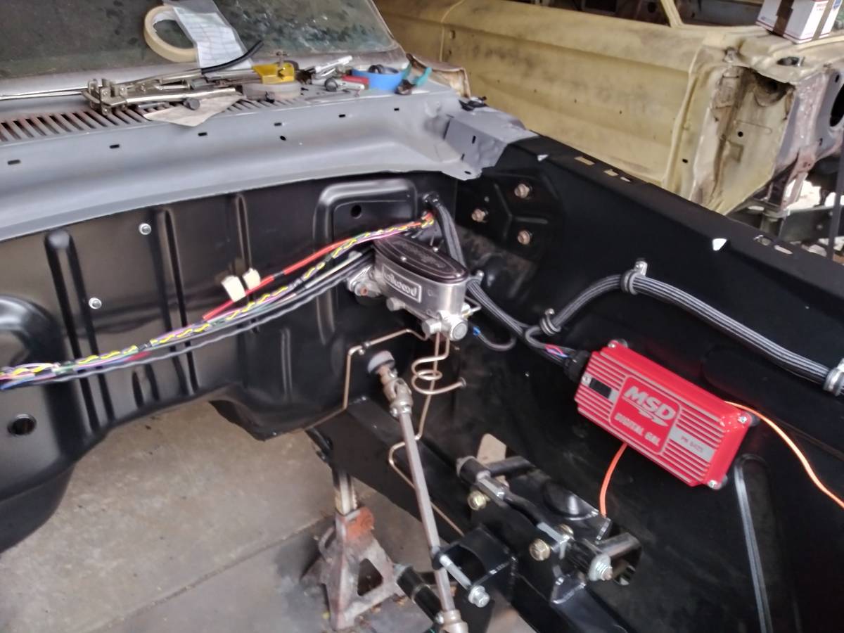 Ford-sedan-delivery-1965-1