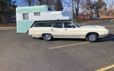 Ford-station-wagon-1971-white-1