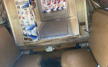 Ford-station-wagon-1971-white-12