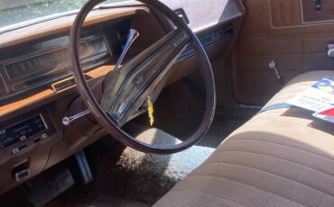 Ford-station-wagon-1971-white-18