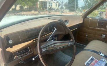 Ford-station-wagon-1971-white-19