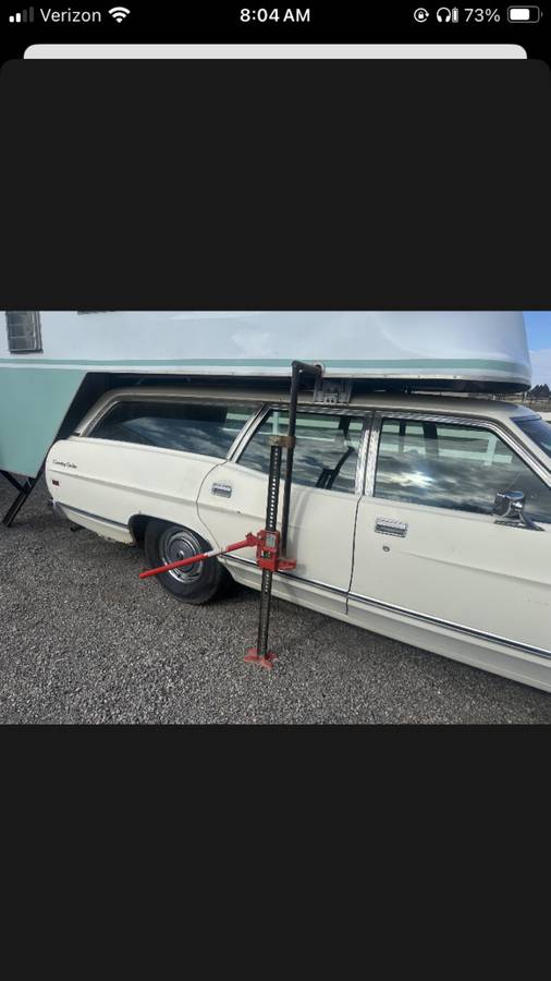 Ford-station-wagon-1971-white-21