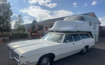 Ford-station-wagon-1971-white