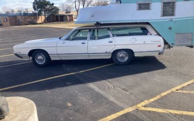 Ford station wagon 1971