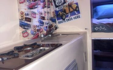 Ford-station-wagon-1971-white-5