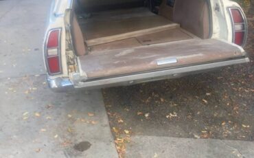 Ford-station-wagon-1971-white-6