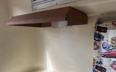 Ford-station-wagon-1971-white-9