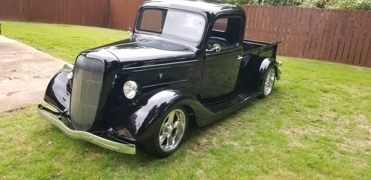 Ford-street-rod-1937-black-2