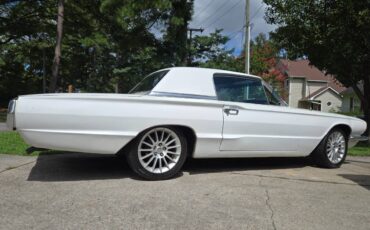 Ford-t-bird-1966-white-14