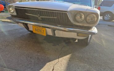 Ford-t-bird-1966-white-2