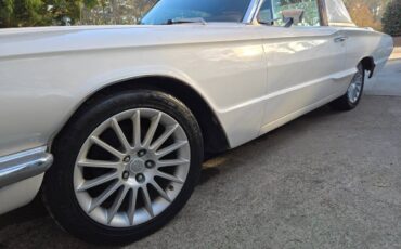 Ford-t-bird-landau-1966-white-13