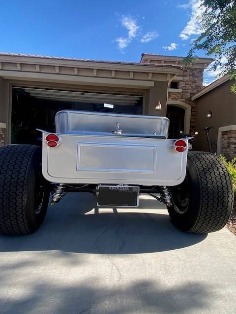 Ford-t-bucket-1923-silver-12